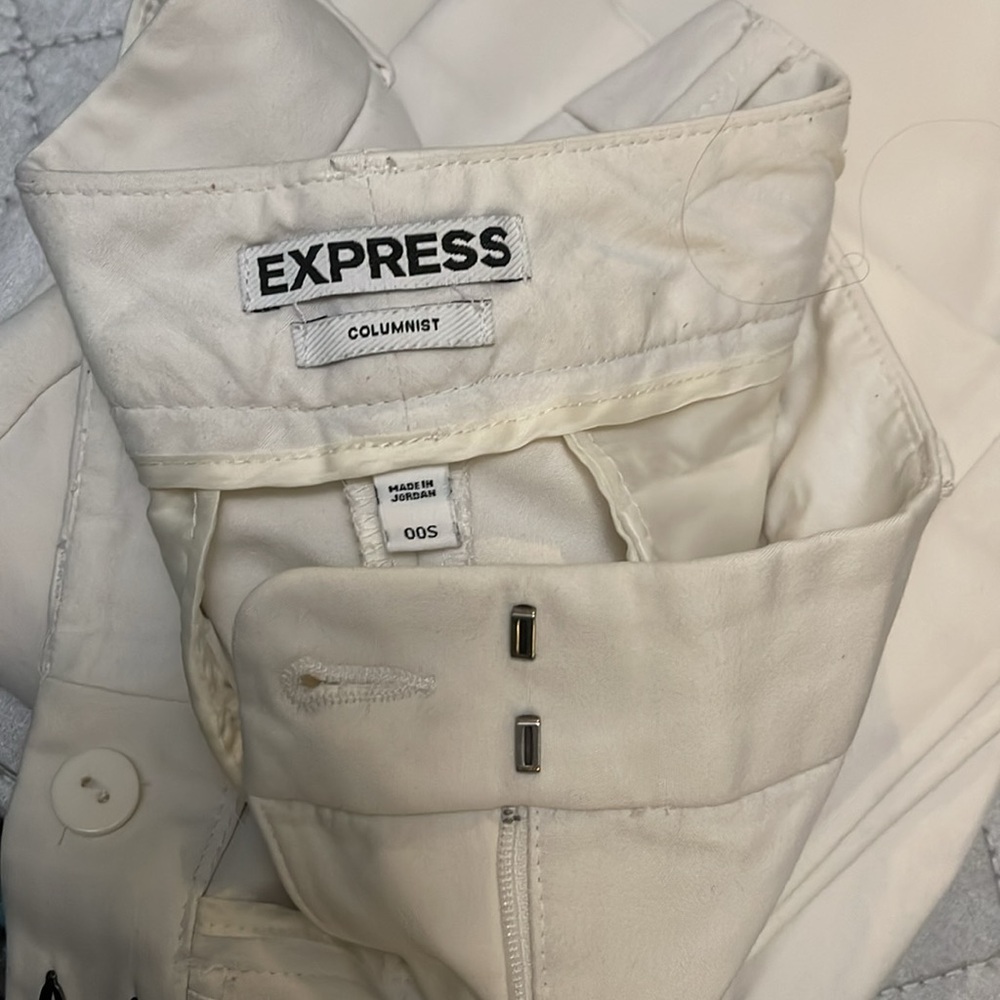 Express Columist Past - Picture 4 of 4